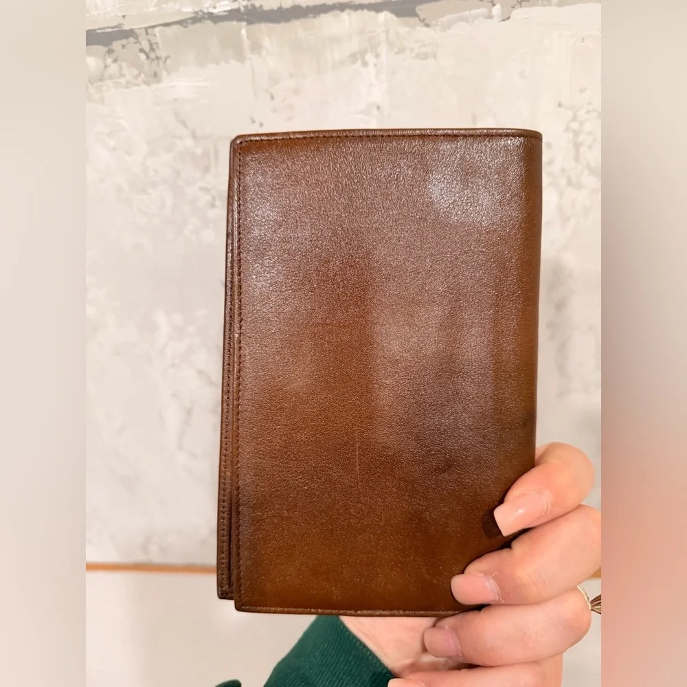 Buxton travelers gift accessory